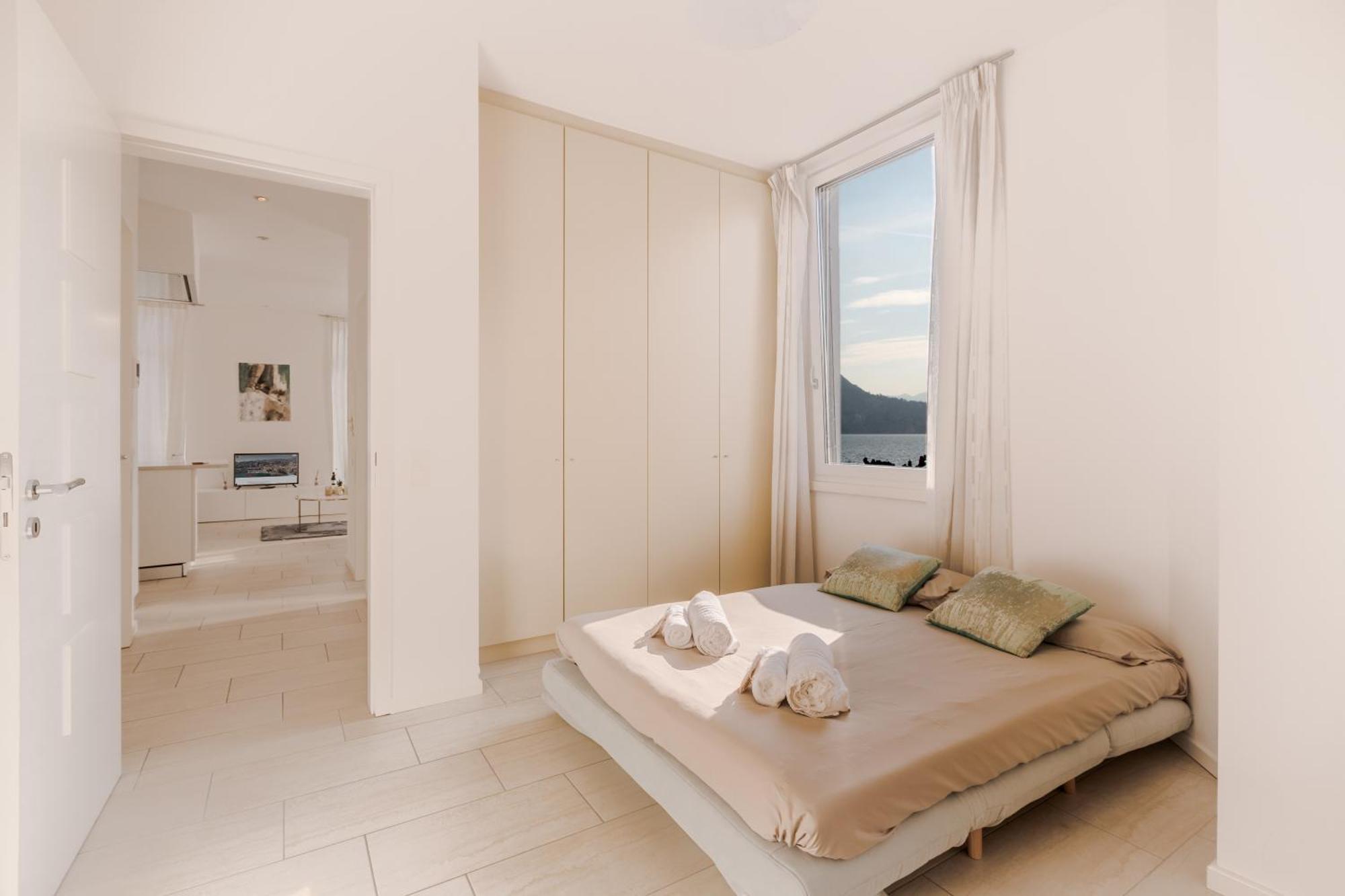 Front Lake Pearl 5 For 6Pax -By Easylife Swiss Lugano Luaran gambar